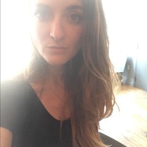 Meet your Posher, Nora